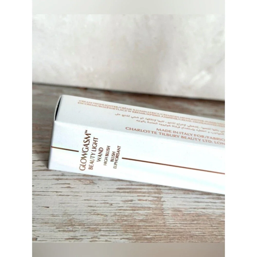 New ✨ Charlotte Tilbury Glowgasm Beauty Light Wand liquid hybrid blush, Pinkgasm